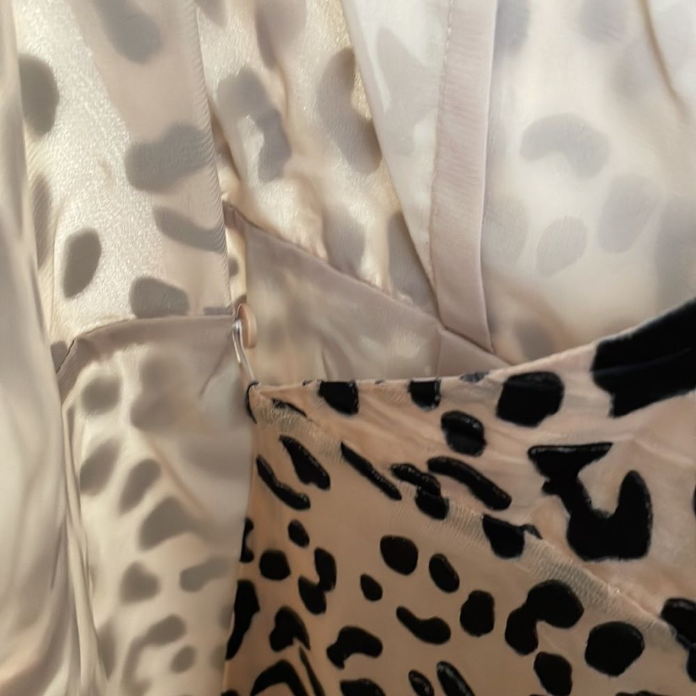 ALICE + OLIVIA cheetah print silk blend wrap dress puff sleeves lined size 6 - Picture 5 of 16